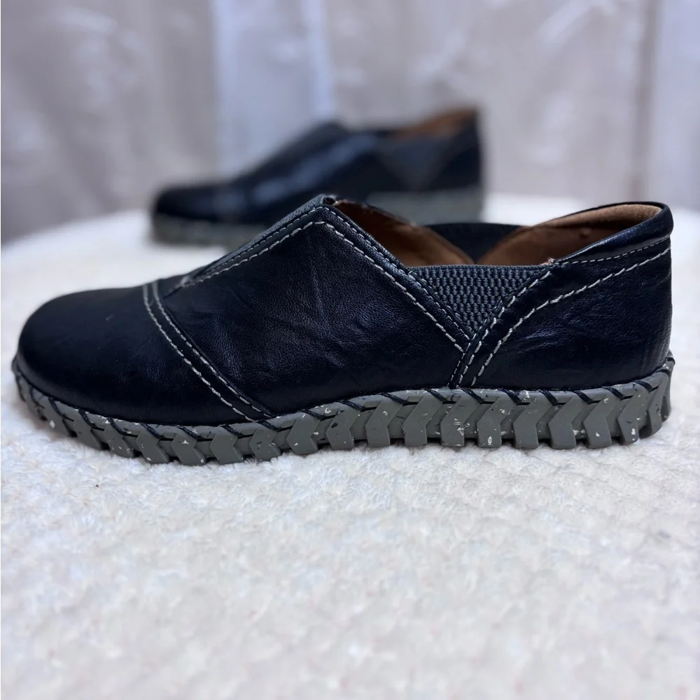 Biza Waverly Women’s Black Leather Slip On Comfort Shoe Size 38/ 7-7-1/2